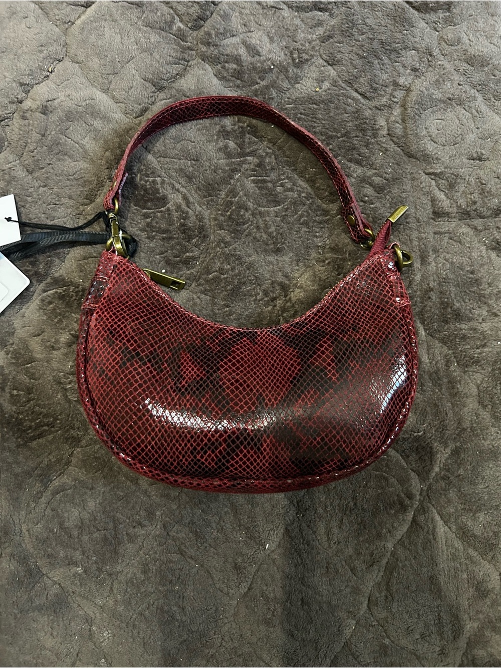 Red Snake-Texture Shoulder Bag - [Marlon ] genuine leather